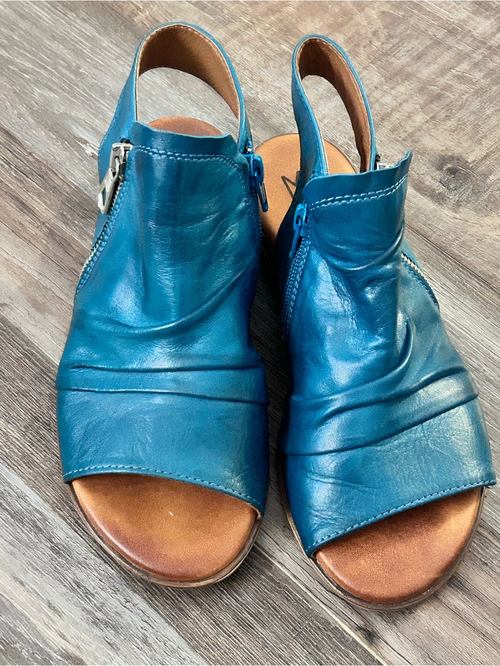 50%off w❤️ Miz Mooz Women’s Dipper Sandals Marine Size EUR 37 6.5 S1